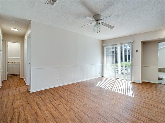 3rd image of 8149 Downe Dr