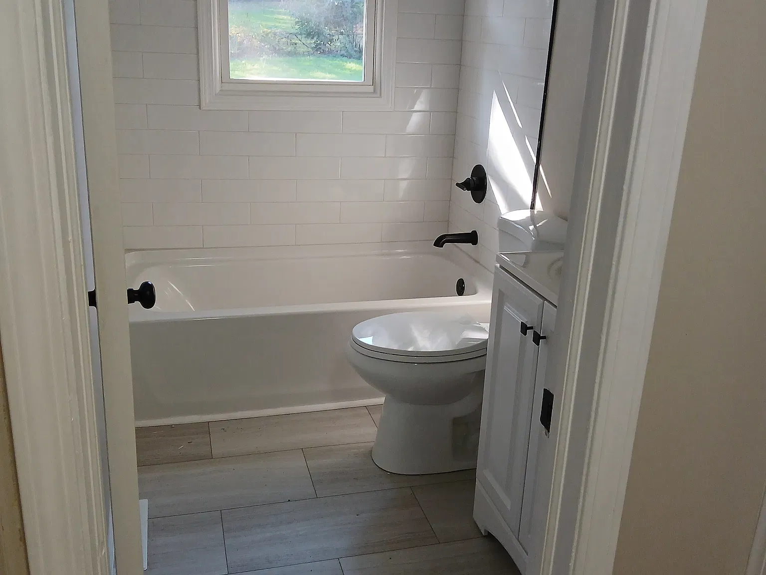 3 bed, 2.5 bath, 1846 sqft, $1,850 — Photo 3