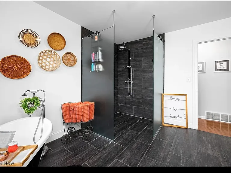 3008 Merriweather Rd — Photo 11