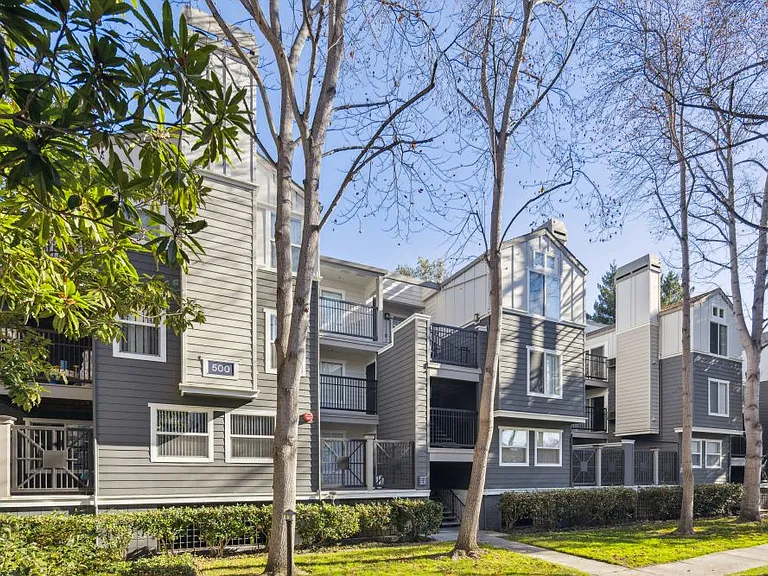 Sofi Sunnyvale — Photo 34