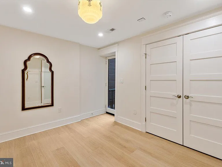 2715 13th St NW #B — Photo 12