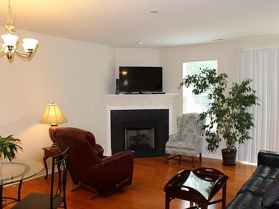 5th image of 471 Westgreen Ln