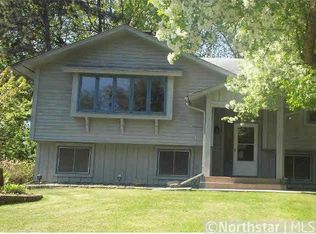 6931 Willow Ln, Minneapolis, MN 55430