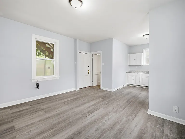 505 W Church St — Photo 21