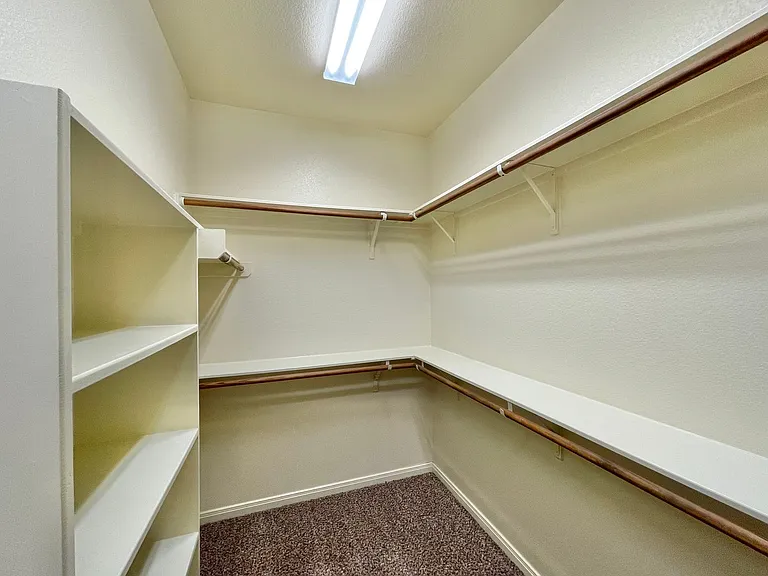 3607 Rusack Dr — Photo 23