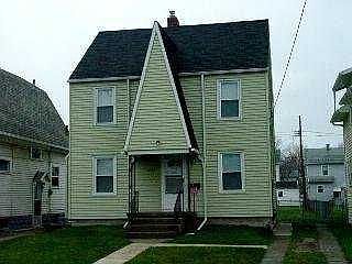 2nd image of 1924 Hurd St