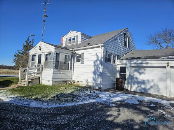 6015 Trinity Rd, Defiance, OH 43512