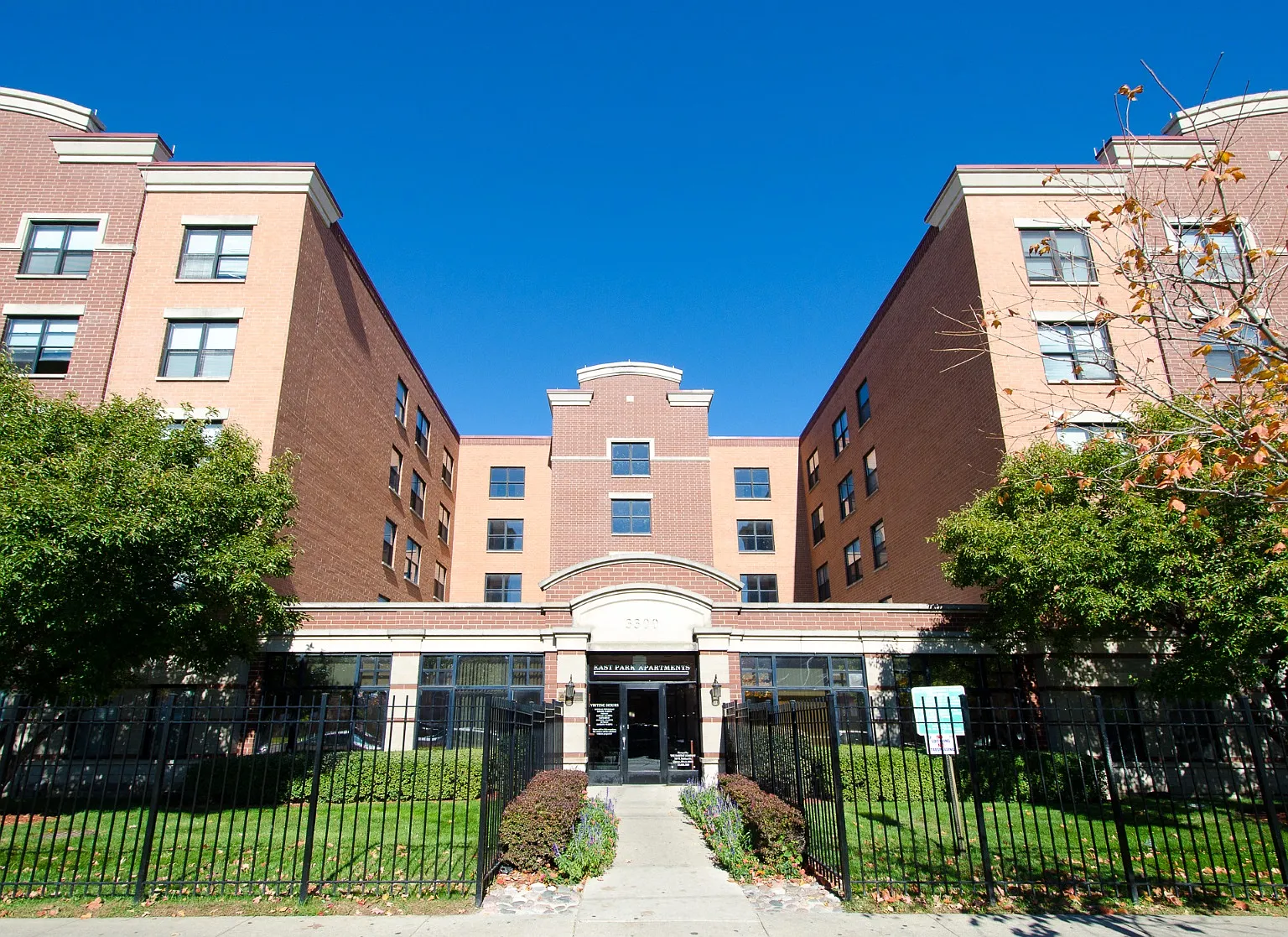 East Park Apartments — Photo 2