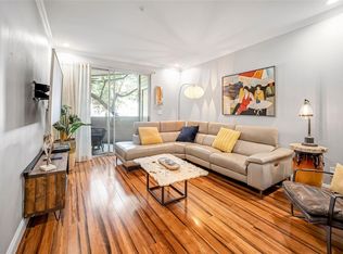 2111 Welch St APT A113, Houston, TX 77019