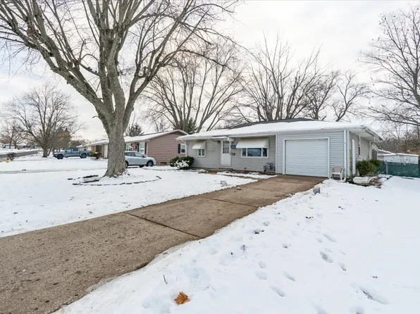 2625 N Victoria Ave, Peoria, IL 61604