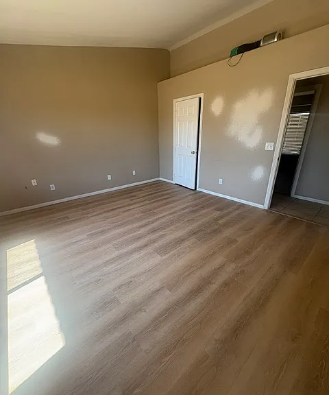 7364 Palomar Ave — Photo 37