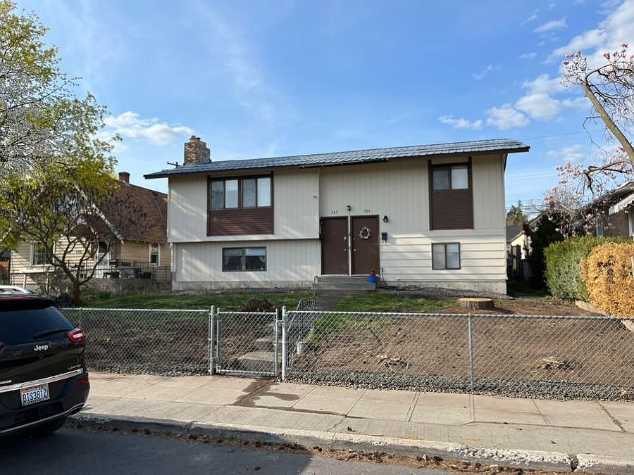 1st image of 907 E Euclid Ave #907