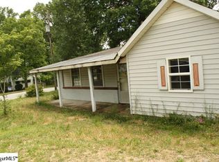 103 Independence Ave, Laurens, SC 29360