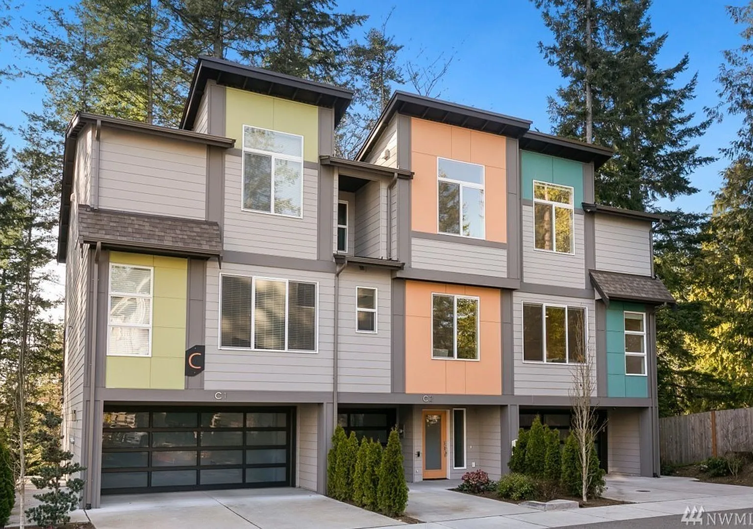 End-Unit Everett Townhome with Private Greenbelt Deck & 2-Car Garage — Photo 1