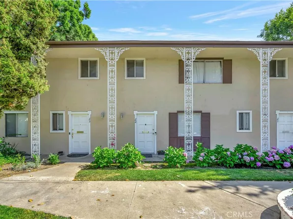 2525 N Bourbon St Unit L2, Orange, CA 92865