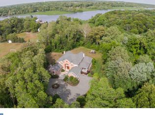 305 Creek Rd, Moorestown, NJ 08057