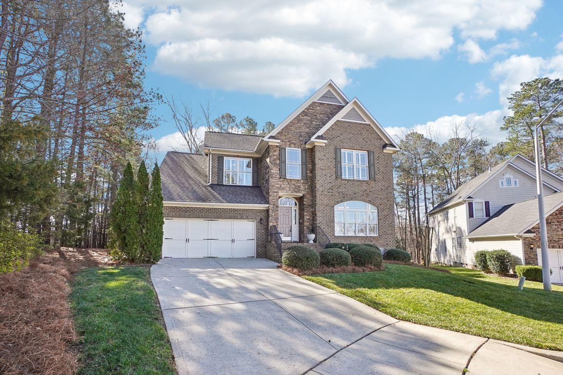 Spencer Crest Ct-001.jpg