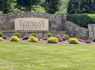 105 Admirals Ct #18, Lexington, NC 27292