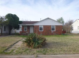 1036 E Broadway St, Altus, OK 73521