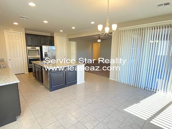 4th image of 3013 W Donner Dr