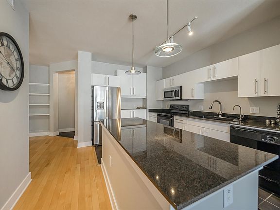 5th image of 4414 Cedar Springs Rd APT 214