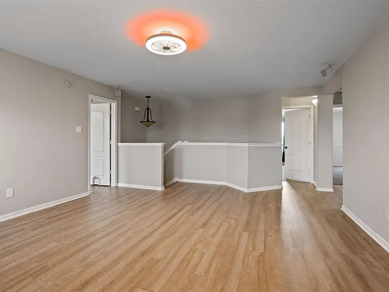 30322 Deleon Fields Dr — Photo 26