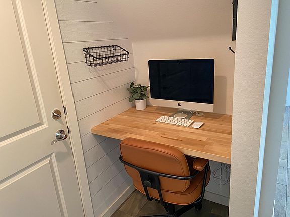 Office nook