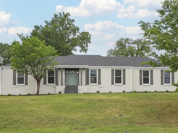 3704 Anderson Rd, Nashville, TN 37217