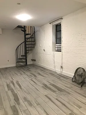 Rented by City Vista Inc | media 8