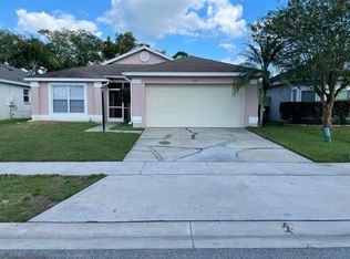 464 Short Pine Cir, Orlando, FL 32807