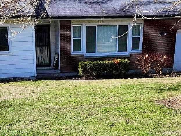 1st image of 2213 Oxmoor Dr