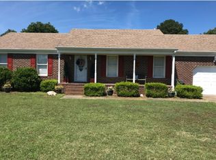 102 Beechwood Dr, Moyock, NC 27958