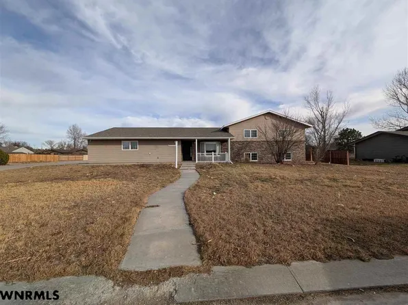 4313 Cottonwood Ave, Scottsbluff, NE 69361