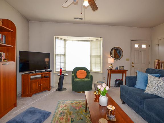 2nd image of 1594 Cool Spring Rd