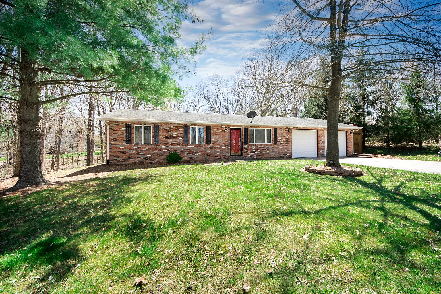 4 London Ct photo 1