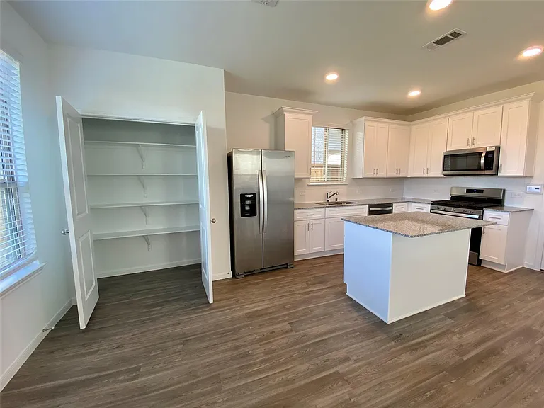 21114 Dolphin Bay Ln — Photo 8