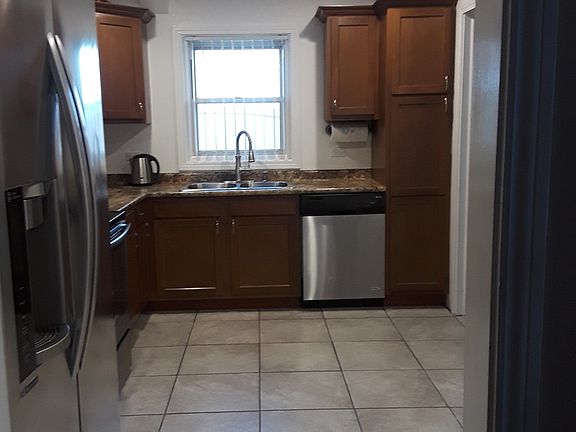 2nd image of 7844 N Harlem Ave