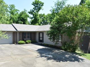 20 Hamill Rd, Huntington, WV 25701