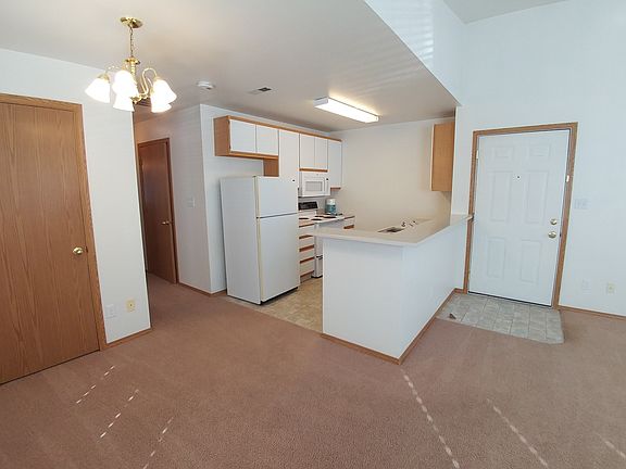5th image of 5445-5497 N Pierce Park Ln #79-201