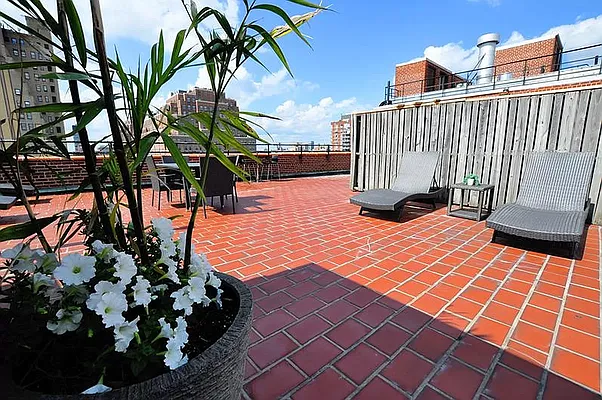 Rented by Buchbinder & Warren | media 11