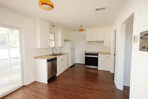 3114 Richmond Hill Dr Photo 1