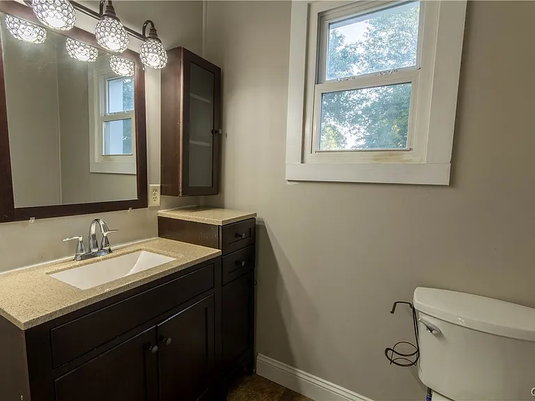 863 W Main St #863 — Photo 22