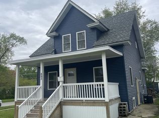 493 S Poplar Ave, Kankakee, IL 60901