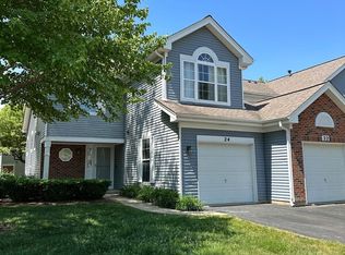 24 Cedar Grove Ct, Algonquin, IL 60102