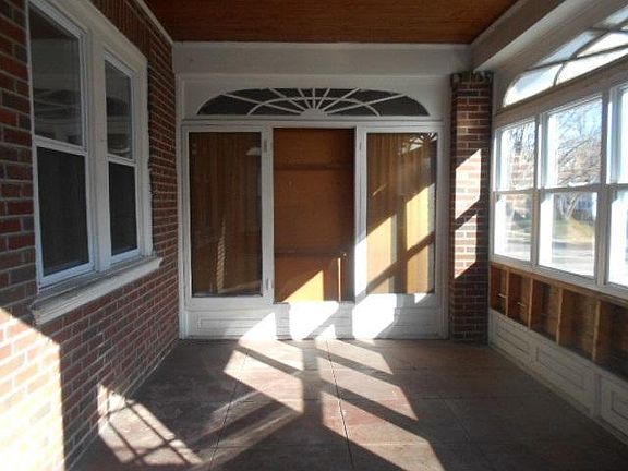 enclosed porch