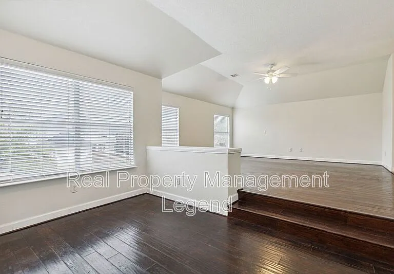 5012 Boxwood Ln — Photo 15