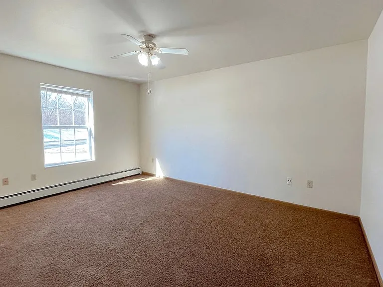 5005 W Bradley Rd — Photo 17