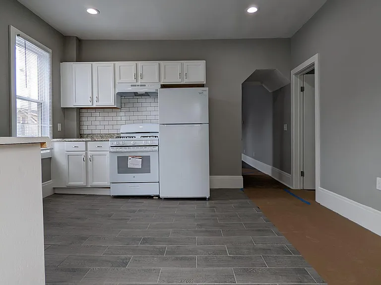 2201 W 83rd St #1 — Photo 2