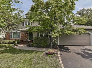 5 Ridgeway Ct, West Orange, NJ 07052