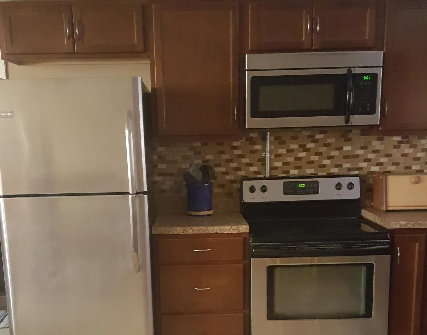 809 Epsilon St — Photo 3